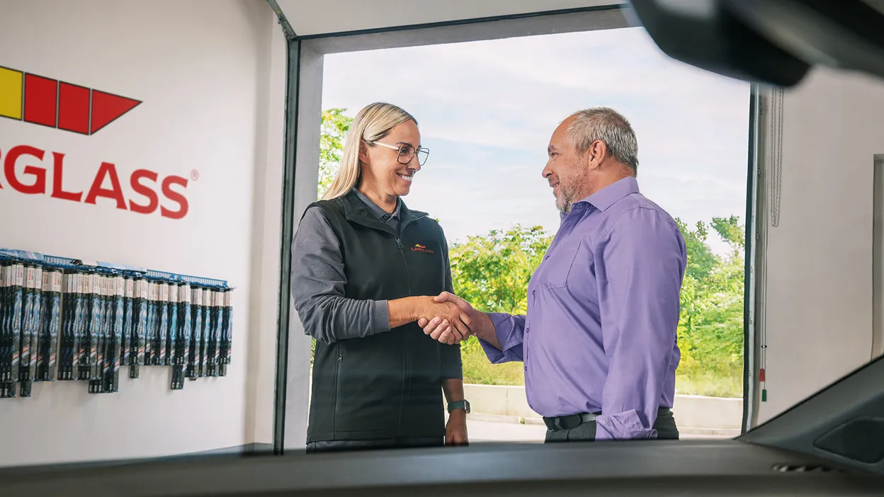 Kundenberatung Hände schütteln